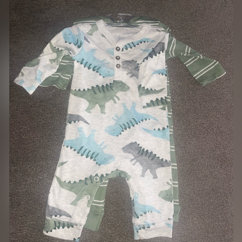 Set of Two infant pajamas Brand New Never Worn!!